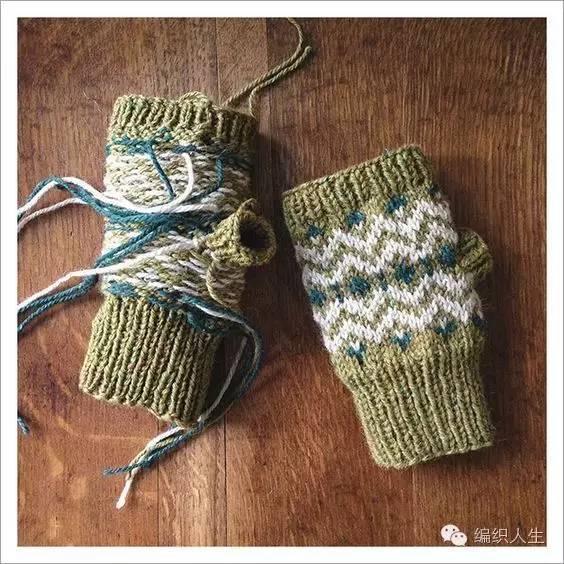毛线织手套一般起多少针,用毛线编织的半指手套教程
