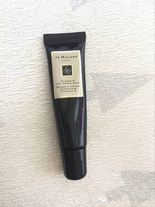 潮流博主包里有什么,我的时尚包里有什么