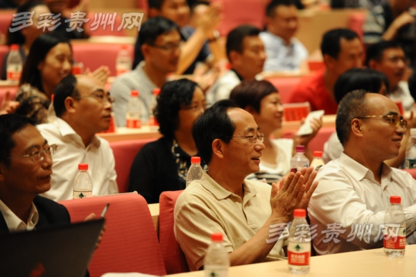 swift鍔卞織婕旇瑙嗛,swift鍔卞織婕旇