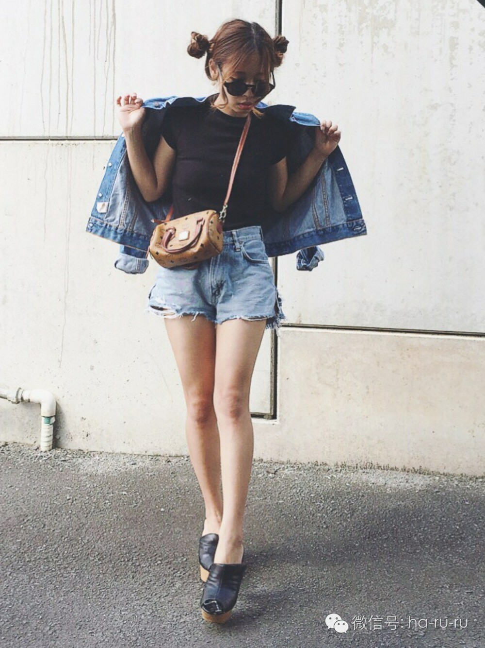 怎么看待mcm山寨包包,mcm包双肩搭什么颜色衣服