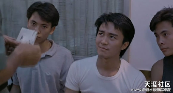 周星驰中年时候的颜值,周星驰年轻到现在的盛世容颜