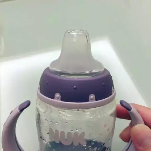 来看看9款学饮水杯哪个更合适你家宝宝？