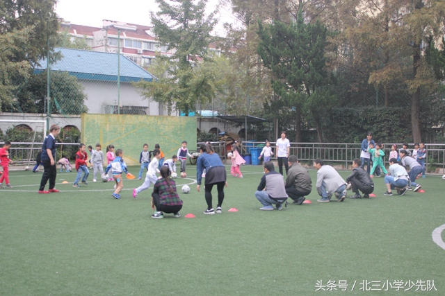 家校互动实践家长开放日开展策略,家校共育亲子互动活动小学