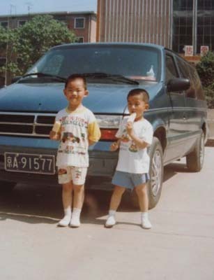 来看看你的秋季穿搭,7080后童年服装有哪些