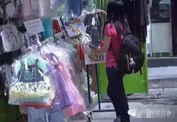 坐拥百亿身家,路边买20元童装,这对豪门夫妇最让人心旷神怡