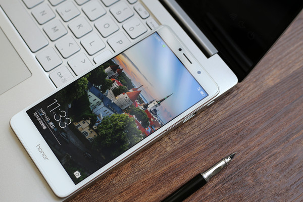 价格1500至2000最值得入手的手机,iqoo1500至2000的手机推荐