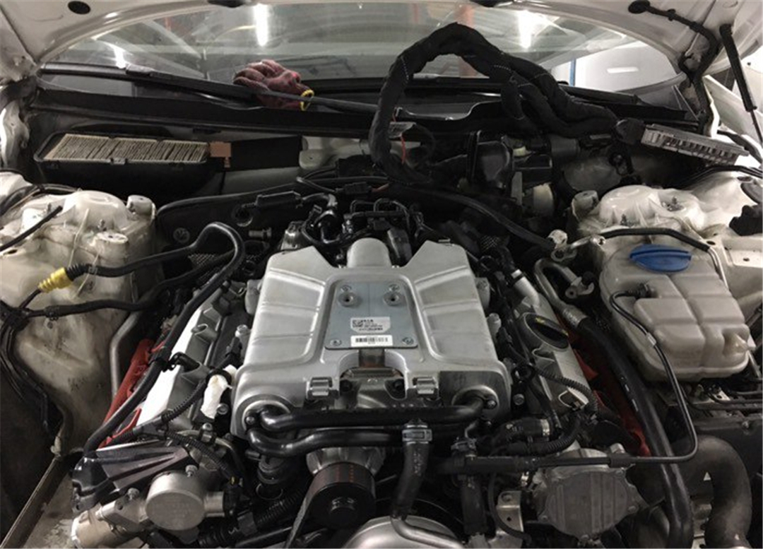 花50万改装,奥迪a6l和rs6的区别