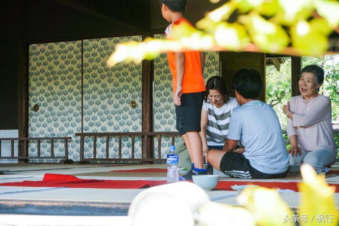 酷ma萌陪伴机器人熊本熊,酷ma萌和熊本熊