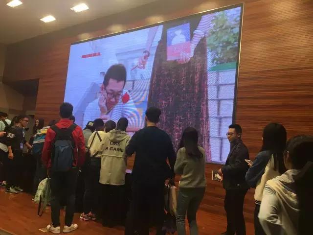 苏小懒南京航空航天大学新书分享会：你与爱情之间只差一个告白