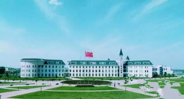 号称最难进的大学,武汉升学的贵族学校