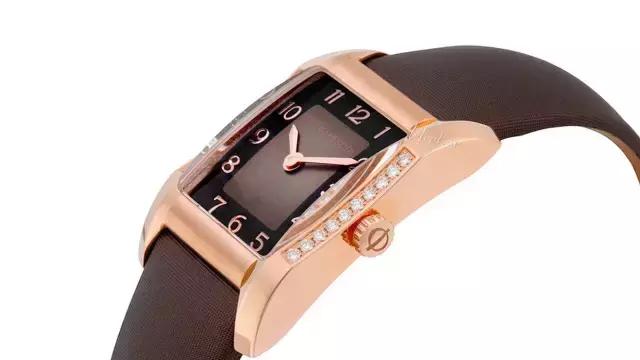 钻石除了漂亮还能有什么用处,钻石怎么样才会特别闪