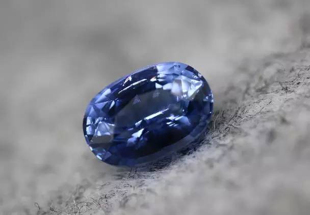 一分钟了解蓝玉,一分钟了解海蓝宝石