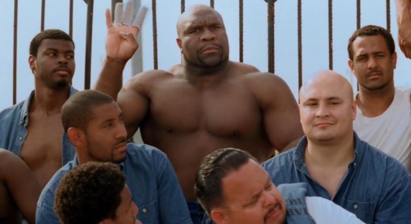 黑人想“捡肥皂”却被男主暴揍！这部美国监狱喜剧，搞笑100分！