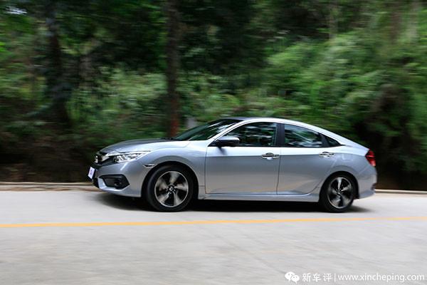 车主分享十代思域用车体验,新手开第十代思域