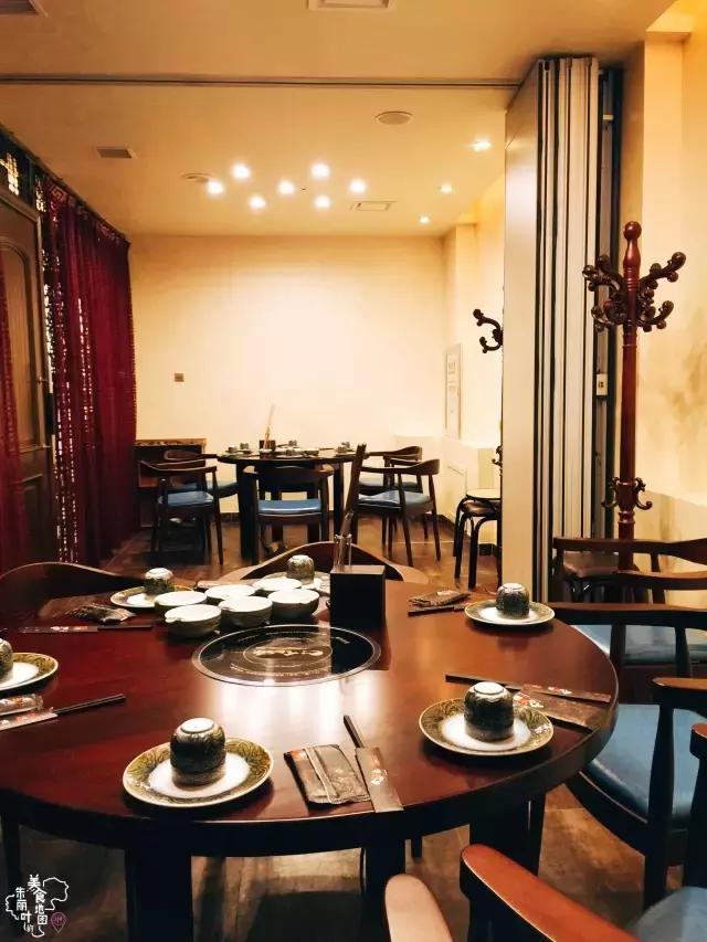 一年3家店！这家火爆的潮牛又来占领岳阳街啦！