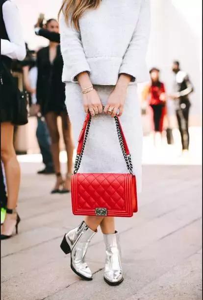 香奈儿购包圣经:经典款哪里买最便宜?