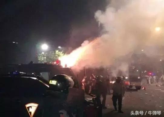 刚刚，印尼*行游**演变成骚乱，华人千万要小心了！