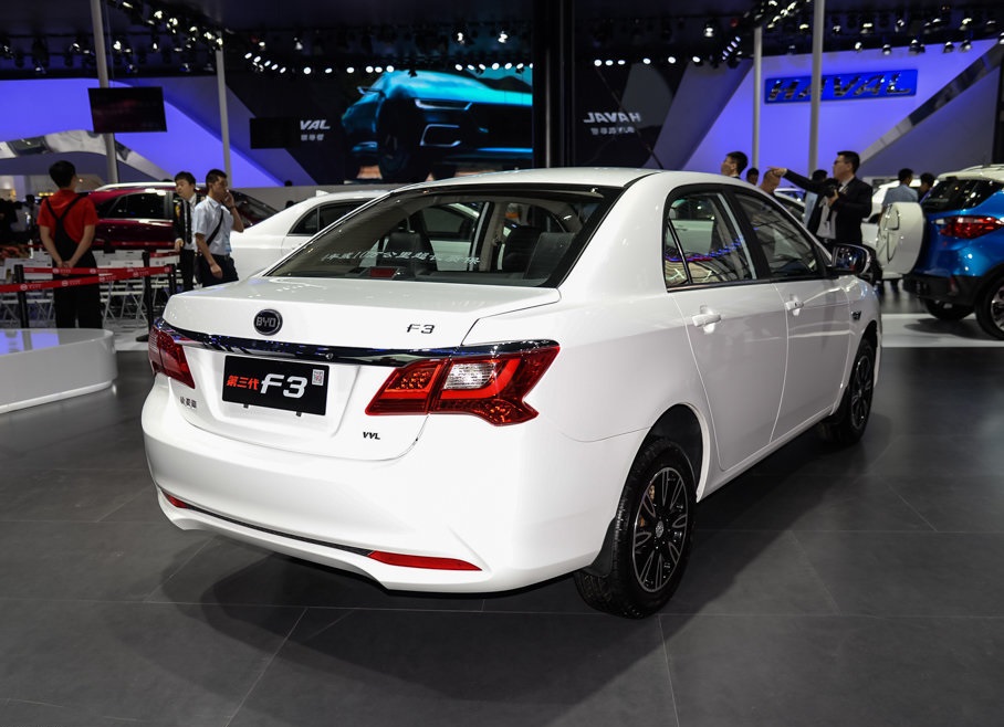 2017年比亚迪f3手动挡优缺点,比亚迪f32012款5万公里能卖多少钱