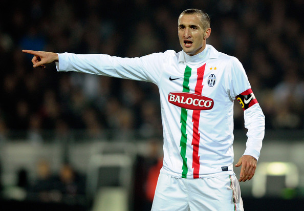 尤文图斯2018款球衣,尤文图斯120周年纪念款