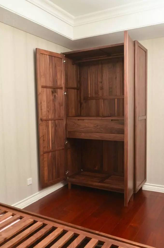 黑胡桃木家具居然之家 (最高端的黑胡桃木家具)