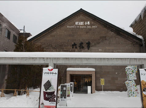 不出国门就能享受进口好商品,不出国门也能观赏到异国风情建筑