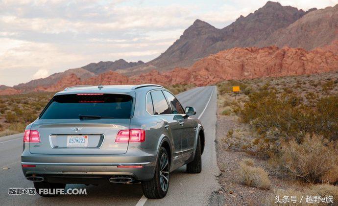 添越vs揽胜大小,添越实车对比揽胜