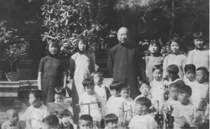 漫山红叶似彩霞：不能忘记的香山历史--------黄佐鸿