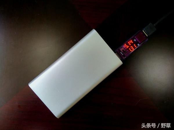 小米移动电源2按键功能,小米移动电源2和3区别