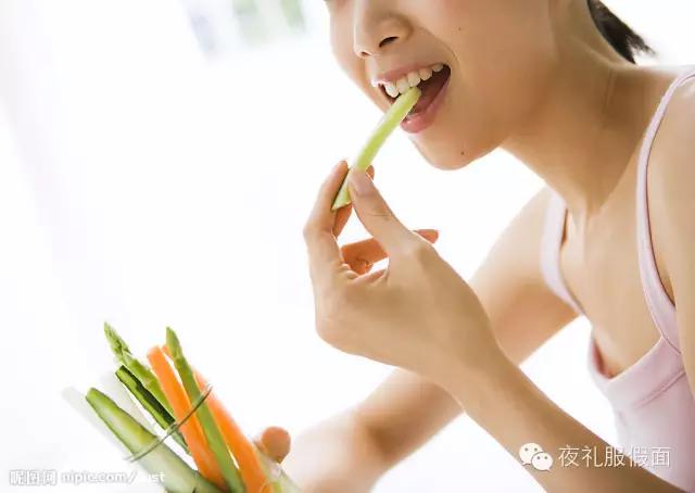 康宝莱奶昔瘦身原因分析,康宝莱奶昔一日三餐怎样吃