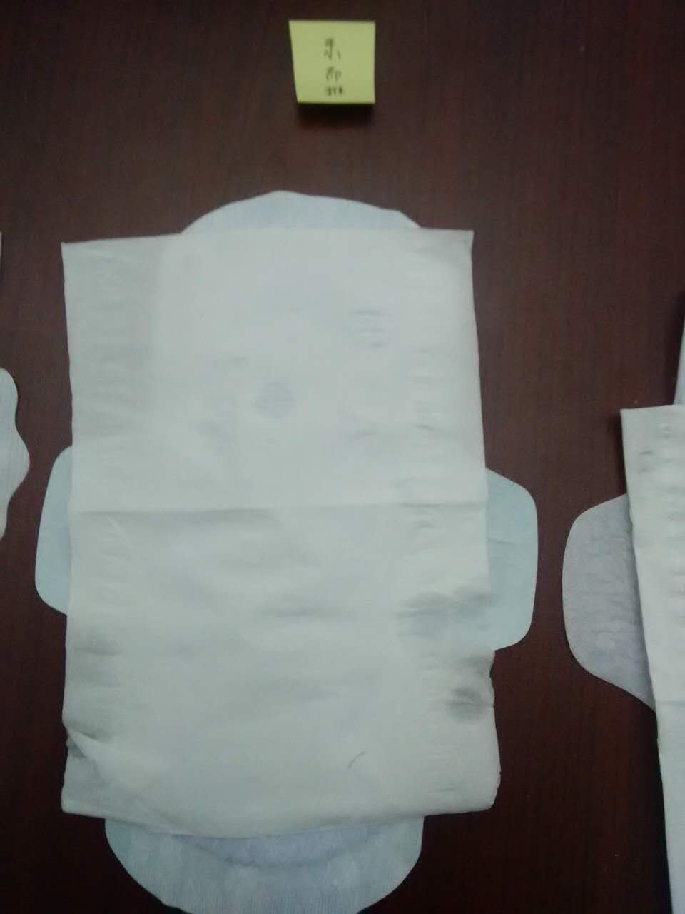 女生卫生巾大礼包,全网最火最全二十种卫生巾测评