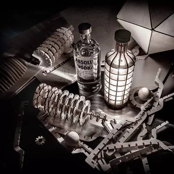 伏特加带灯光,绝对伏特加夜装限量版星夜紫