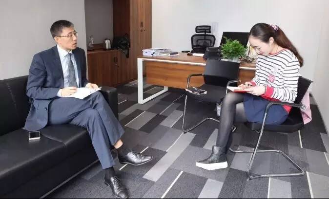 力压众银行跻身前十!议会议事议长制的国泰君安债券融资部火了