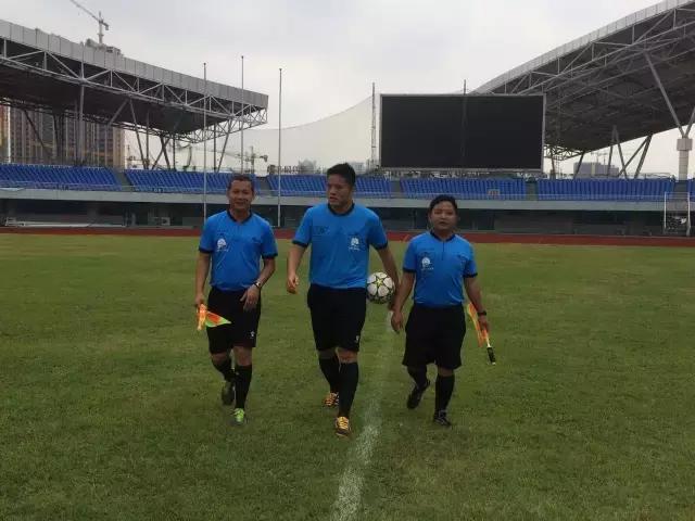 钦州市第7届足球联赛,足球赛开赛