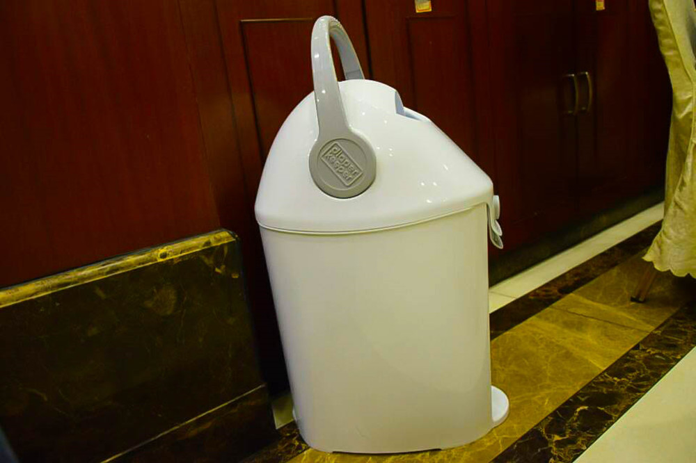 垃圾桶特“高调”,人妻22个零件收纳桶