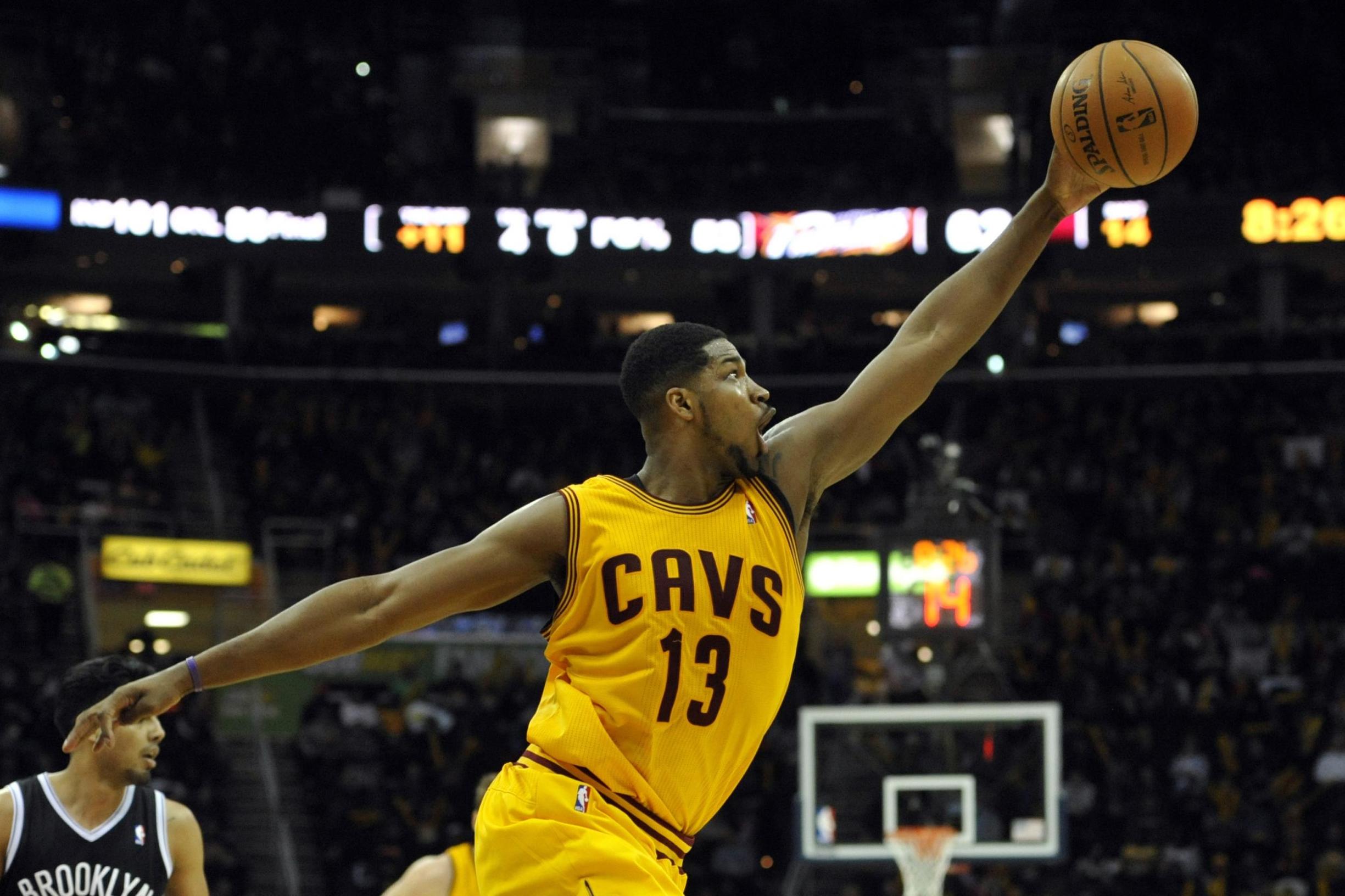 骑士四连胜连续失利,四连败骑士队三场惨败