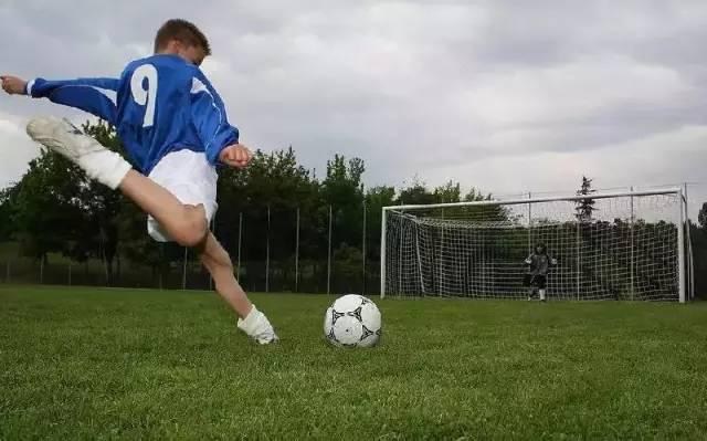 如何证明你是诺伊尔那样的门将