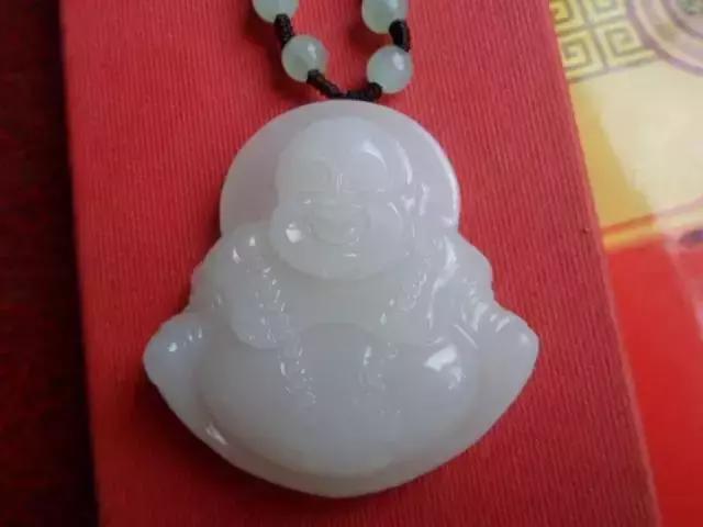 阿富汗玉和和田玉的区别,阿富汗玉的硬度是多少级