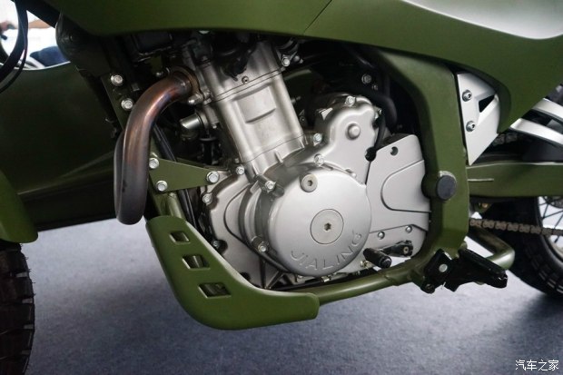 宋楠：评解放军嘉陵600*用军**摩托及技战术