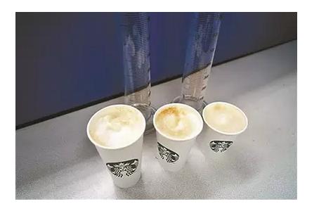 买星巴克中杯大杯,星巴克咖啡买中杯还是大杯