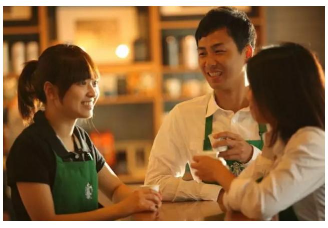 买星巴克中杯大杯,星巴克咖啡买中杯还是大杯