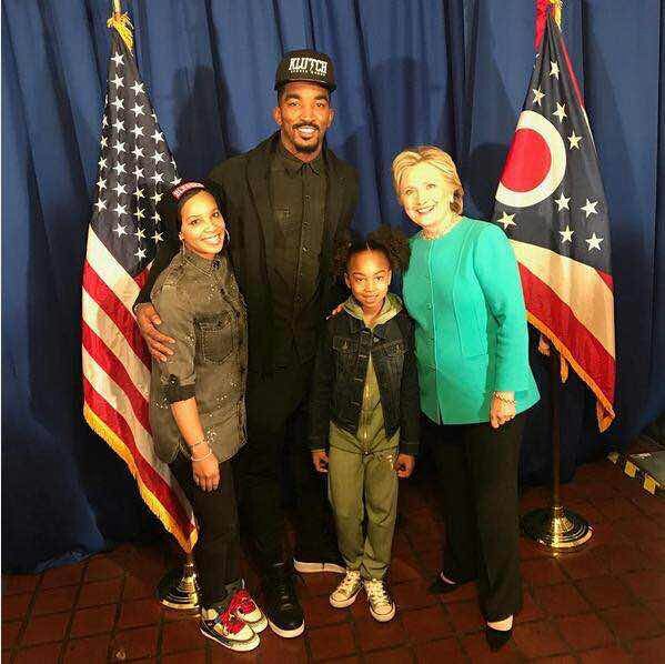 奥巴马穿红色衣服,奥巴马的高光瞬间