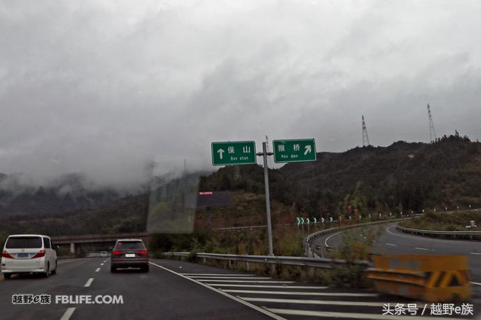 无畏前行与奥迪q7赴一场异域之约,奥迪q7开拓人生无畏前行