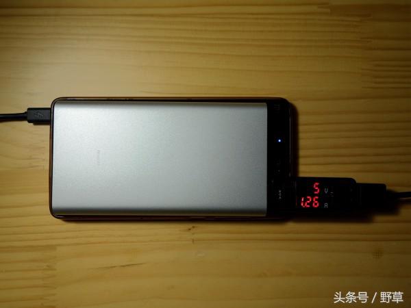 小米移动电源2按键功能,小米移动电源2和3区别