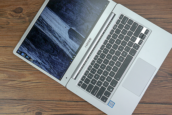 macbook一代多少钱,神舟优雅x4笔记本2000元推荐