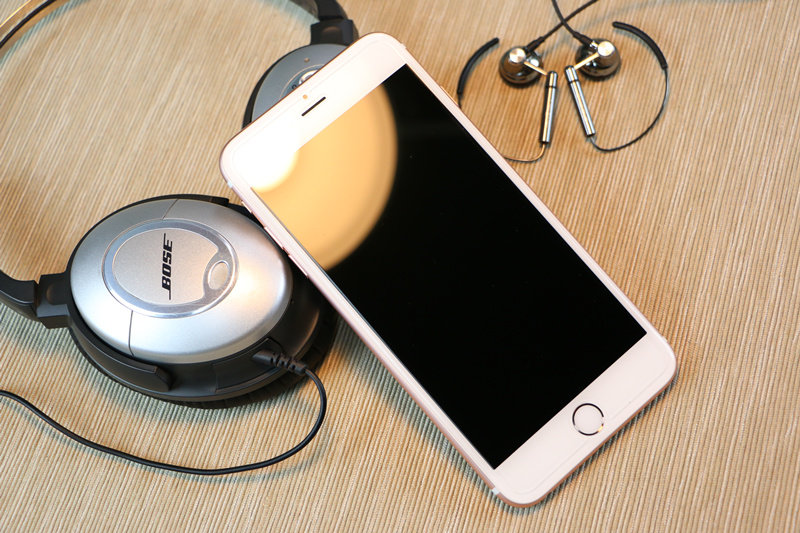 只听声音就能辨别车型,有hifi音质的手机有几款