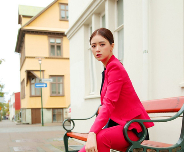 马尾都是明星范儿,又到头发起电时,你怎么办?