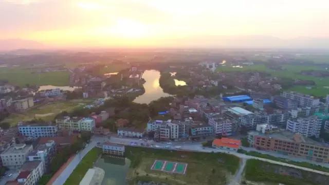 山塘三人龙舟冠军,清远市山塘胜利三人龙舟赛