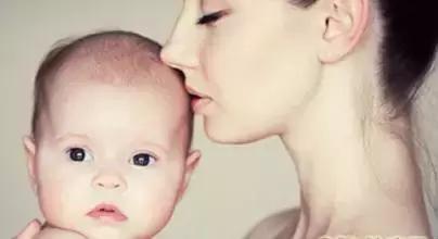 呛奶导致窒息的视频,呛奶宝宝最新消息