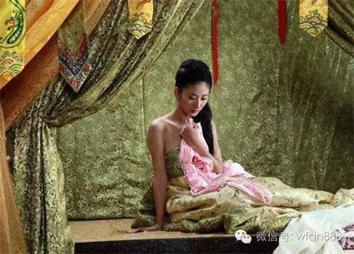 史上最奇葩王朝：公主被驸马暴揍流产，太后杀死亲儿子去当*女妓**！