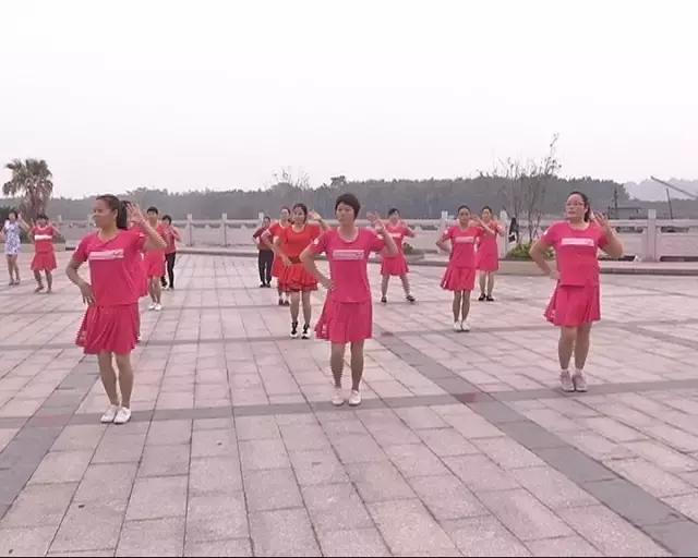 山塘三人龙舟冠军,清远市山塘胜利三人龙舟赛